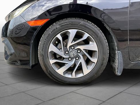 Used 2017 Honda Civic EX image 10