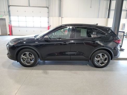 Used 2025 Ford Escape ST-Line image 4