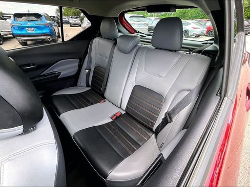 Used 2024 Nissan Kicks SR w/ SR Premium Package FWD image 35