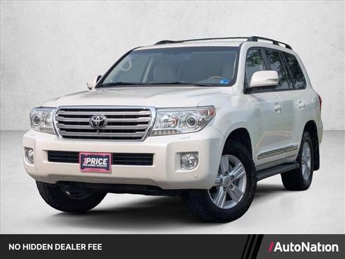 Used 2013 Toyota Land Cruiser AWD/4WD image 1