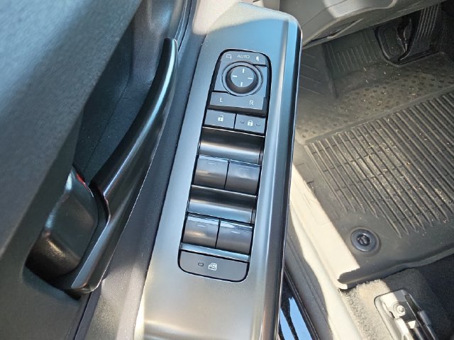 Used 2026 Toyota bZ FWD image 14