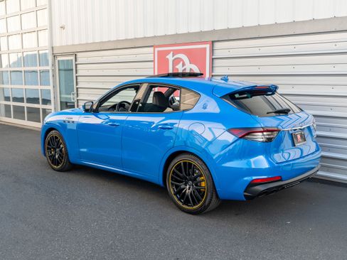 Used 2022 Maserati Levante F Tributo image 54