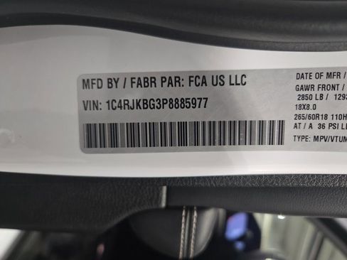 Used 2023 Jeep Grand Cherokee L Limited w/ Luxury Tech Group II image 37