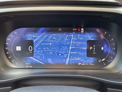 Used 2023 Volvo XC40 B5 Plus w/ Driver Assist Package AWD/4WD image 24