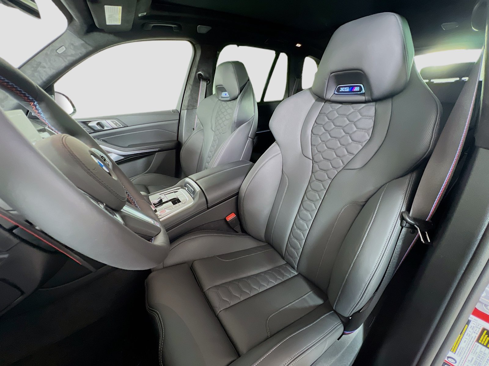 New 2026 BMW X5 M Competition w/ Executive Package AWD/4WD image 11