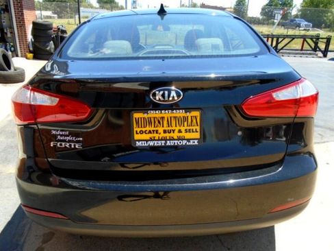 Used 2015 Kia Forte LX image 8