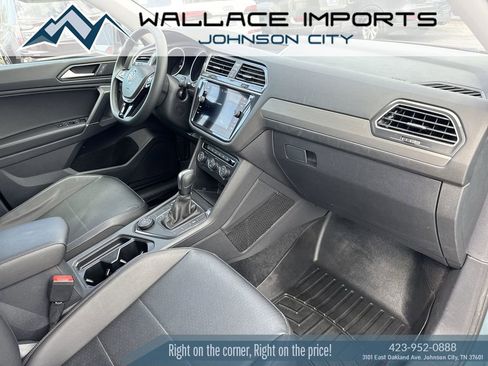 Used 2020 Volkswagen Tiguan SE w/ Panoramic Sunroof Package AWD/4WD image 38