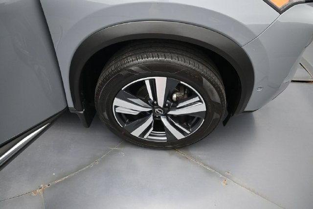 Used 2023 Nissan Rogue SL w/ SL Premium Package AWD/4WD image 35