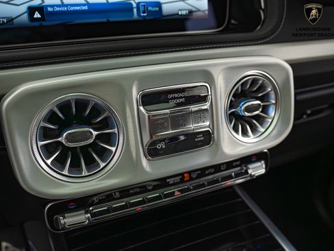 Used 2025 Mercedes-Benz G 550 G 550 image 29