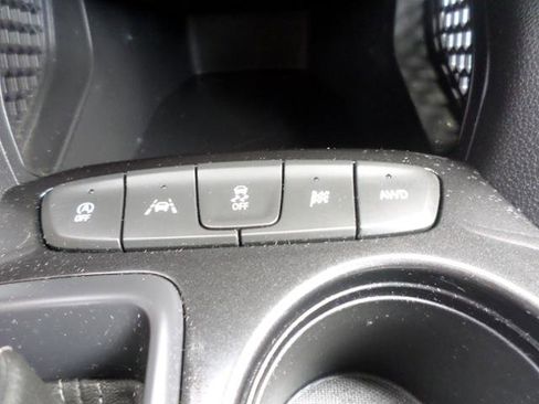 Used 2022 Chevrolet TrailBlazer LT w/ LPO, Blackout Package AWD/4WD image 38