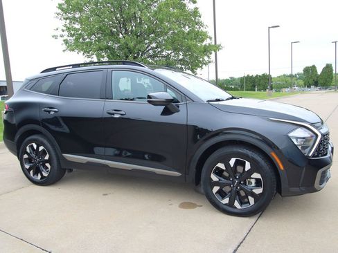 Used 2023 Kia Sportage X-Line w/ X-Line Premium Package AWD/4WD image 3