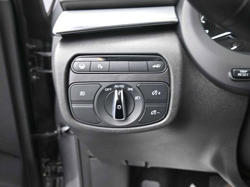 Used 2021 INFINITI QX50 Luxe w/ Cargo Package image 10