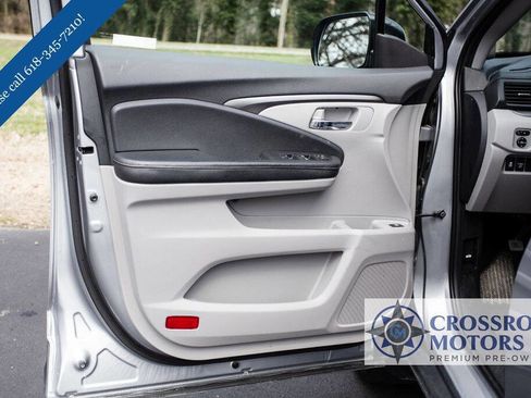 Used 2019 Honda Ridgeline RTL-T image 16