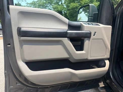 Used 2020 Ford F150 XL w/ Equipment Group 101A Mid AWD/4WD image 13