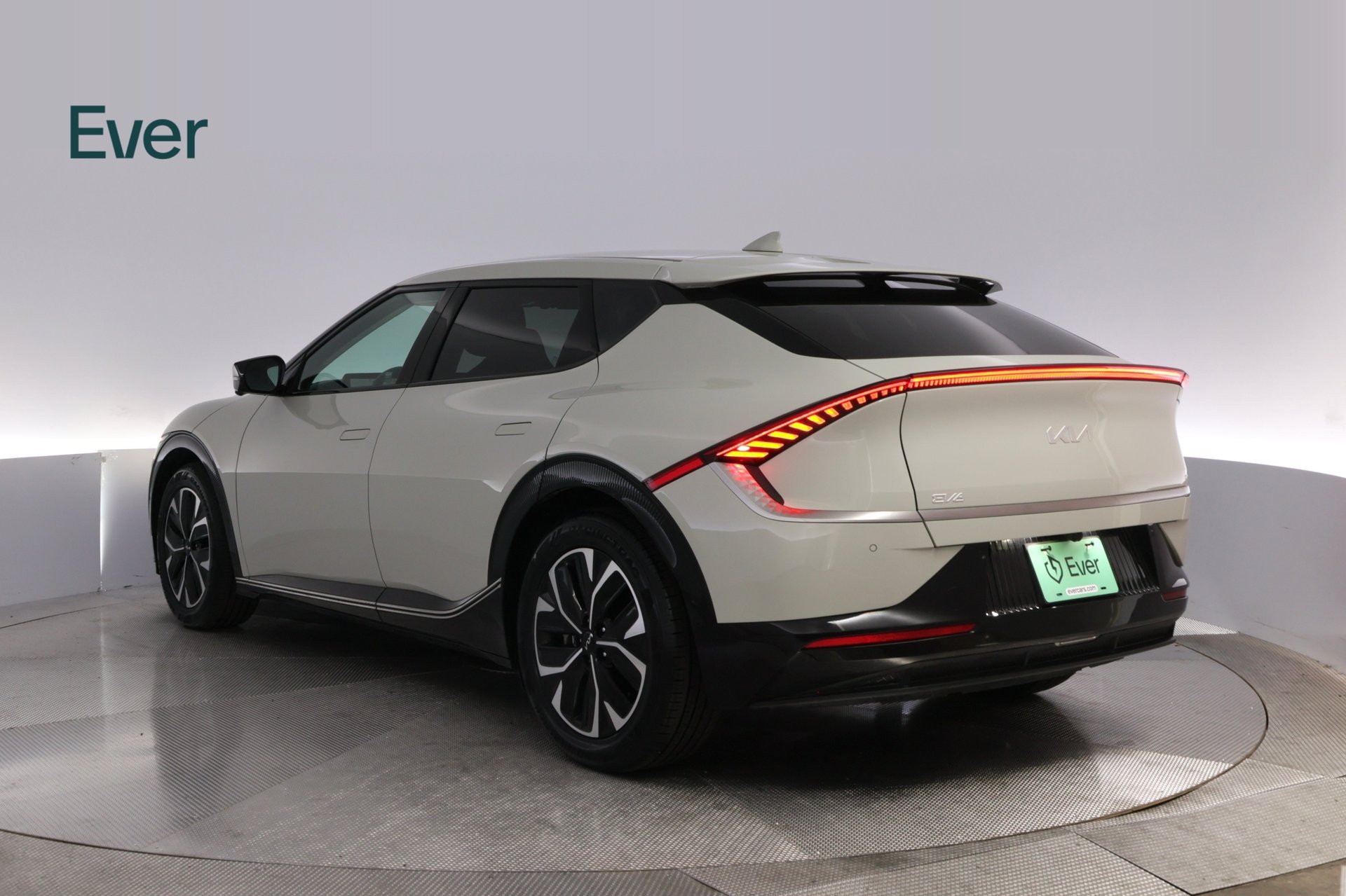 Used 2023 Kia EV6 Wind w/ Wind Technology Package AWD/4WD image 17