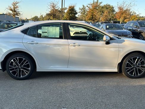 New 2026 Toyota Camry XLE image 10