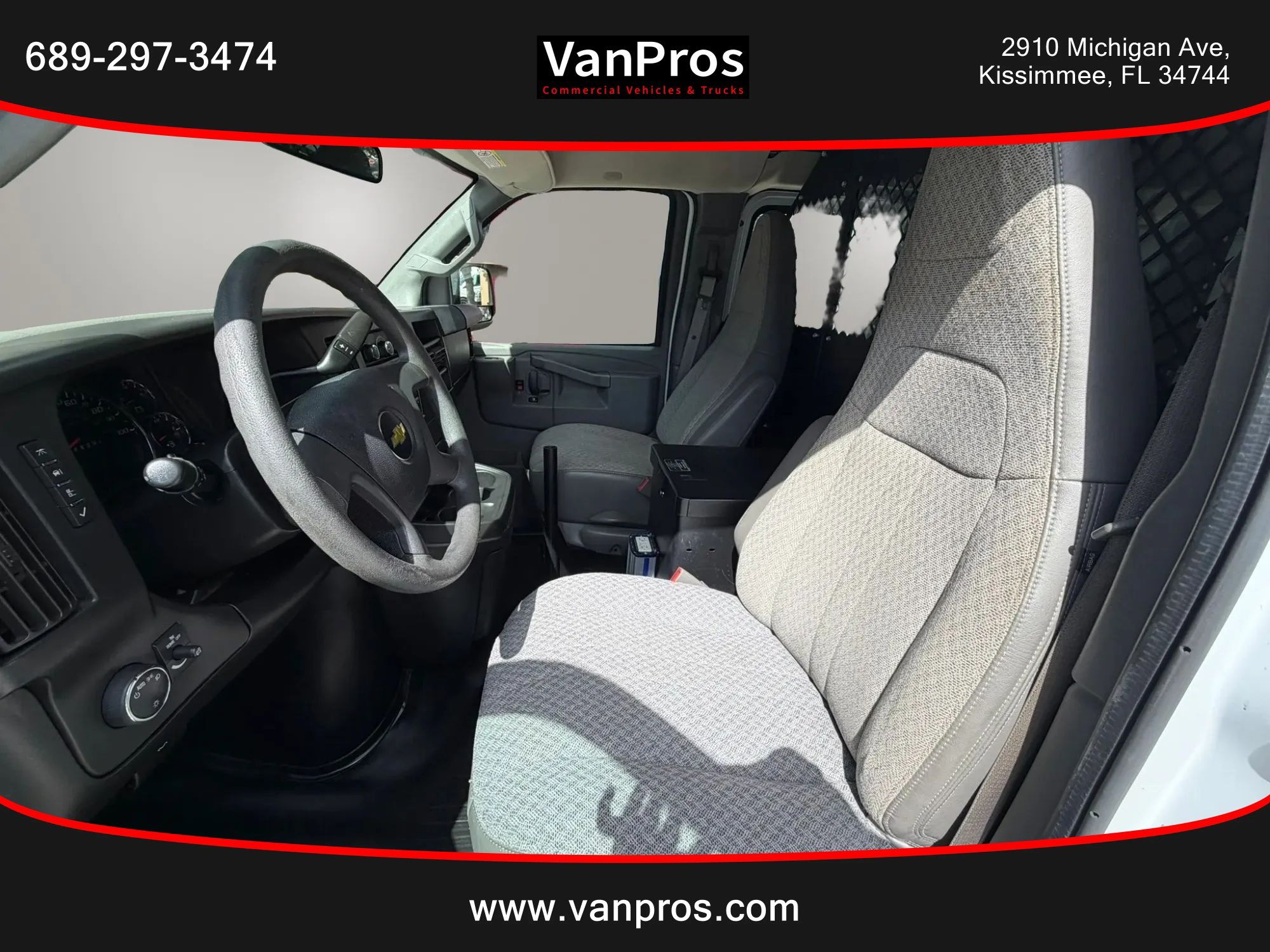 Used 2017 Chevrolet Express 2500 RWD image 9