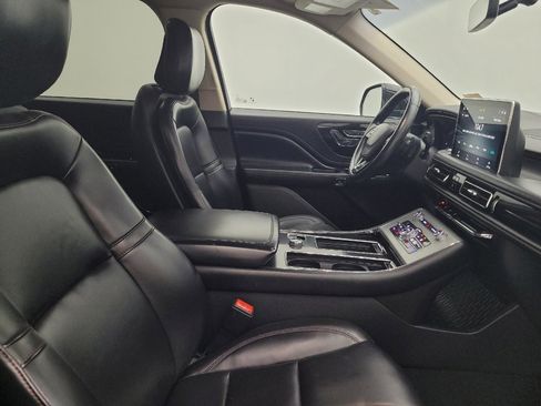 Used 2020 Lincoln Aviator AWD image 21