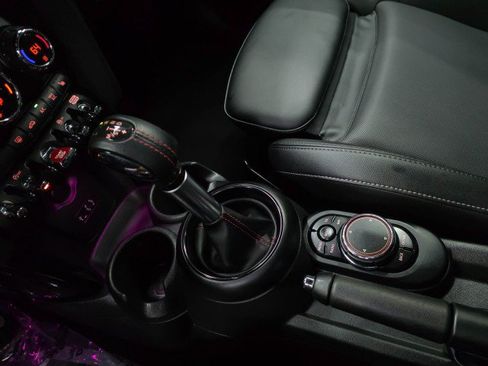 Used 2018 MINI Cooper S FWD image 28