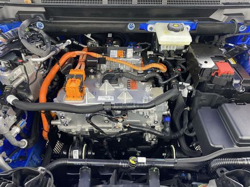 New 2026 Chevrolet Equinox EV LT image 27