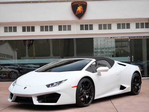 Used 2017 Lamborghini Huracan LP 580-2 RWD image 21
