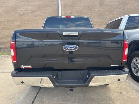 Used 2018 Ford F150 XLT w/ Equipment Group 302A Luxury image 6