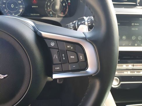 Used 2020 Jaguar F-PACE Checkered Flag image 35