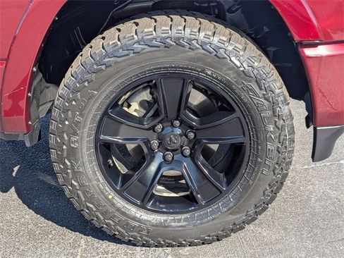 Used 2022 RAM 1500 Laramie w/ Sport Appearance Package image 11