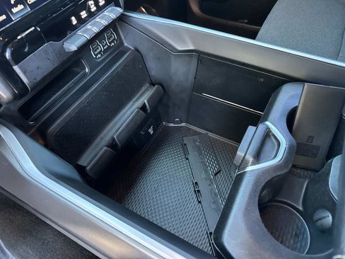 Used 2022 RAM 1500 Big Horn image 28