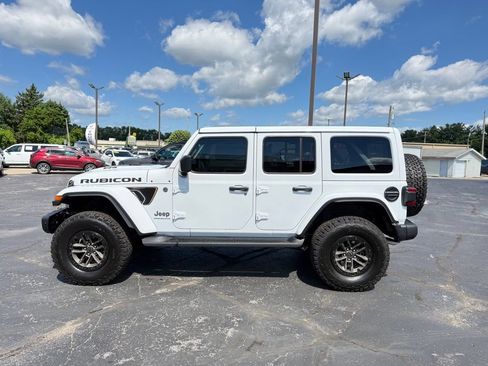 Used 2025 Jeep Wrangler Unlimited Rubicon 392 AWD/4WD image 4