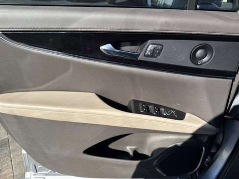 Certified 2021 Lincoln Nautilus Reserve w/ Equipment Group 201A image 11