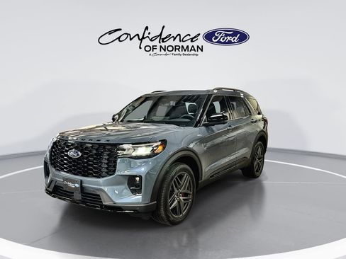 New 2026 Ford Explorer ST-Line w/ ST-Line Street Pack AWD/4WD image 3