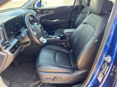 Used 2023 Kia Sportage EX FWD image 23