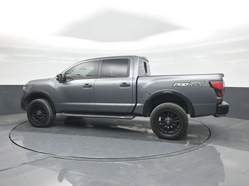 Used 2021 Nissan Titan PRO-4X w/ Pro-4x Convenience Package image 30