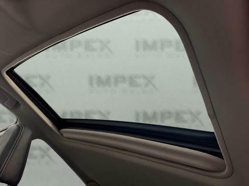 Used 2013 Toyota RAV4 Limited image 12