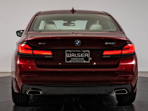 Used 2023 BMW 540i xDrive w/ Executive Package AWD/4WD image 7