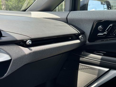 Used 2025 Cadillac Optiq Luxury 2 w/ LPO, Floor Liner Package AWD/4WD image 25
