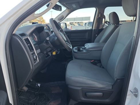 Used 2019 RAM 1500 Tradesman image 12