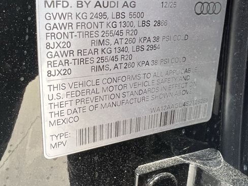 Used 2025 Audi Q5 Premium AWD/4WD image 37