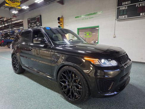 Used 2016 Land Rover Range Rover Sport SVR image 4