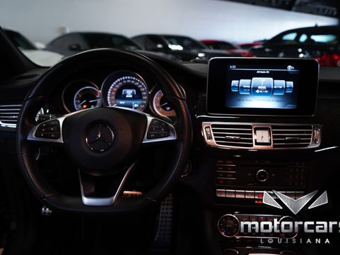 Used 2016 Mercedes-Benz CLS 400 4MATIC w/ Premium 2 Package image 35
