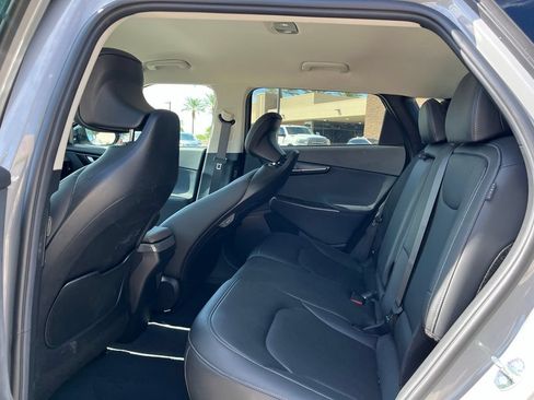 Used 2025 Kia EV6 Wind RWD image 16