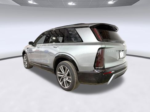 New 2026 Cadillac Vistiq Luxury AWD/4WD image 3
