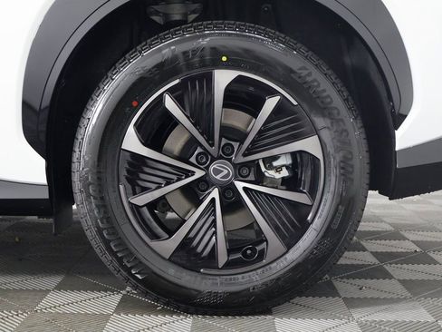 New 2026 Lexus RZ 350e image 10