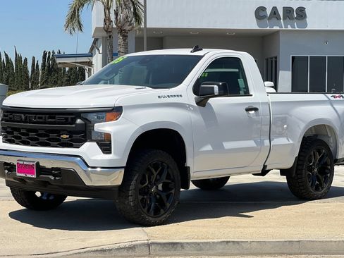 Used 2025 Chevrolet Silverado 1500 W/T w/ WT Safety Package AWD/4WD image 9