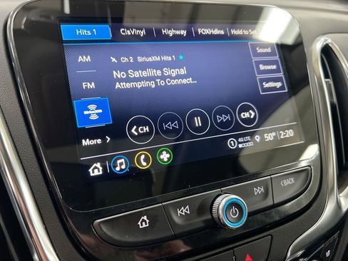 Used 2024 Chevrolet Equinox Premier image 13