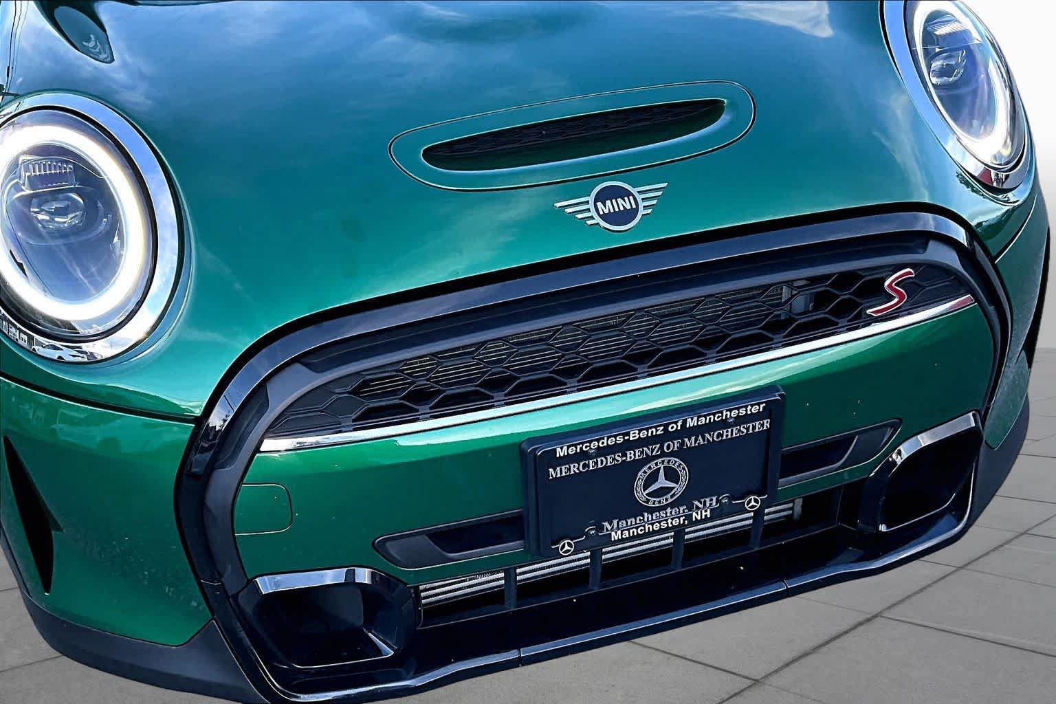 Used 2023 MINI Cooper S w/ Signature Upholstery Package FWD image 31