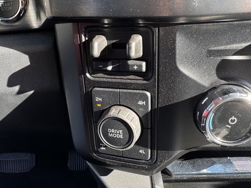 Used 2024 Ford F250 Lariat w/ Lariat Ultimate Package image 20