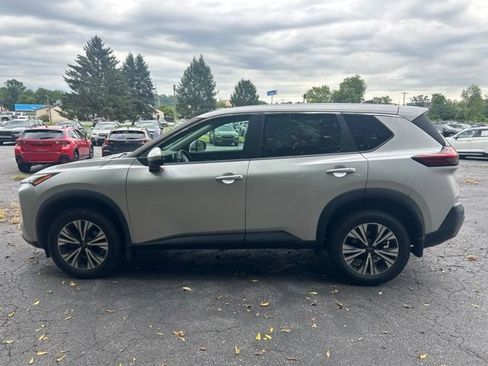 Used 2022 Nissan Rogue SV AWD/4WD image 7