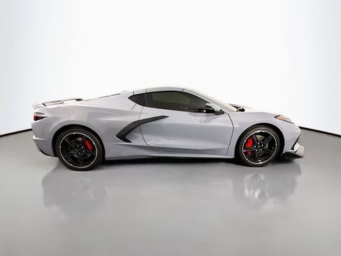 Used 2024 Chevrolet Corvette Stingray Preferred Cpe w/ Z51 Performance Package RWD image 8